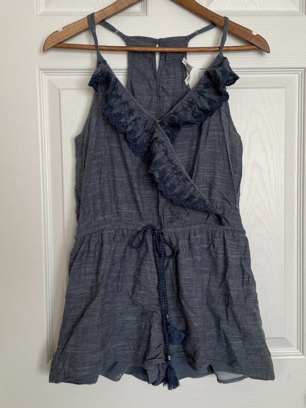 American Eagle Blue Romper Lace Trim Ruffle V Neck Size M